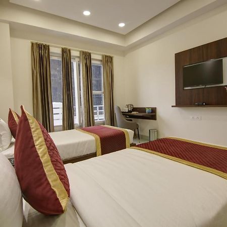 Hotel La Mirage Noida Extérieur photo