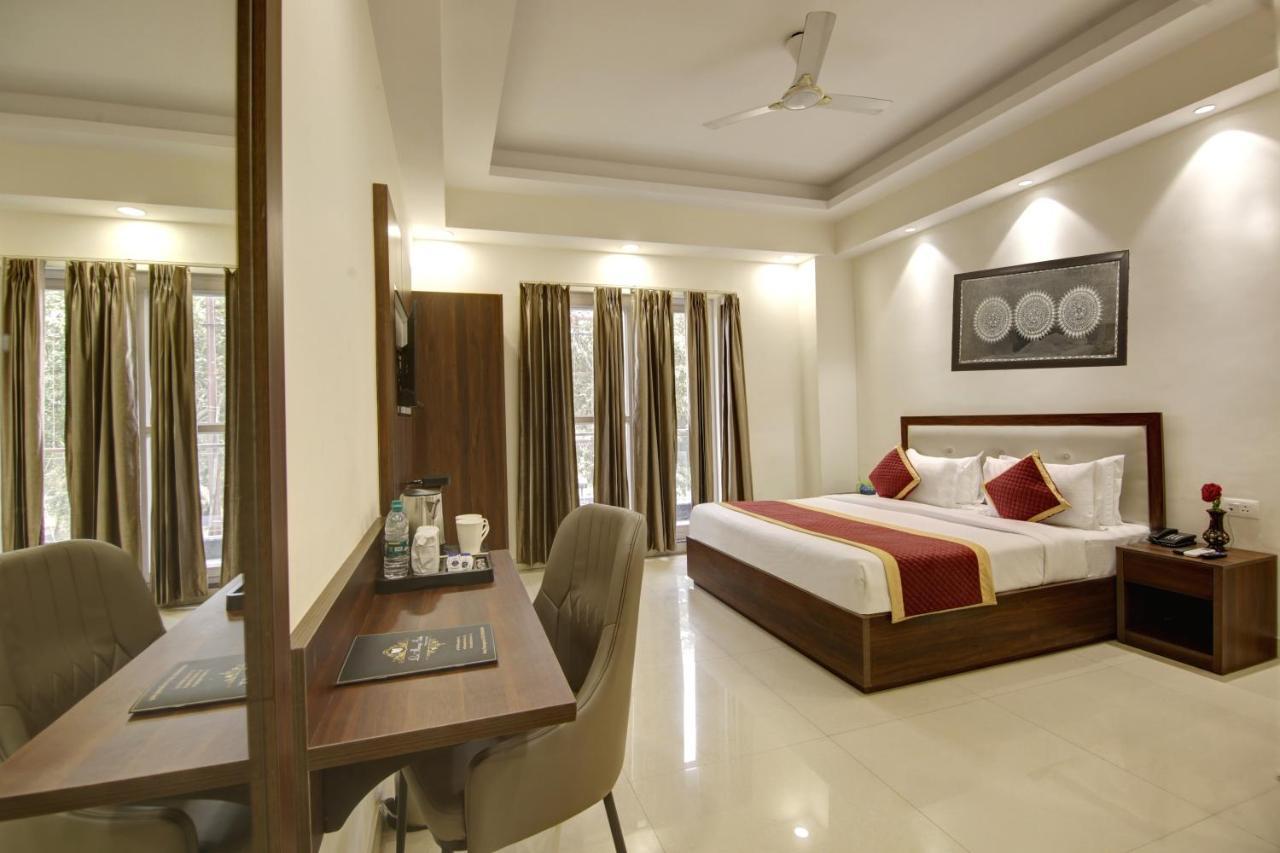Hotel La Mirage Noida Extérieur photo