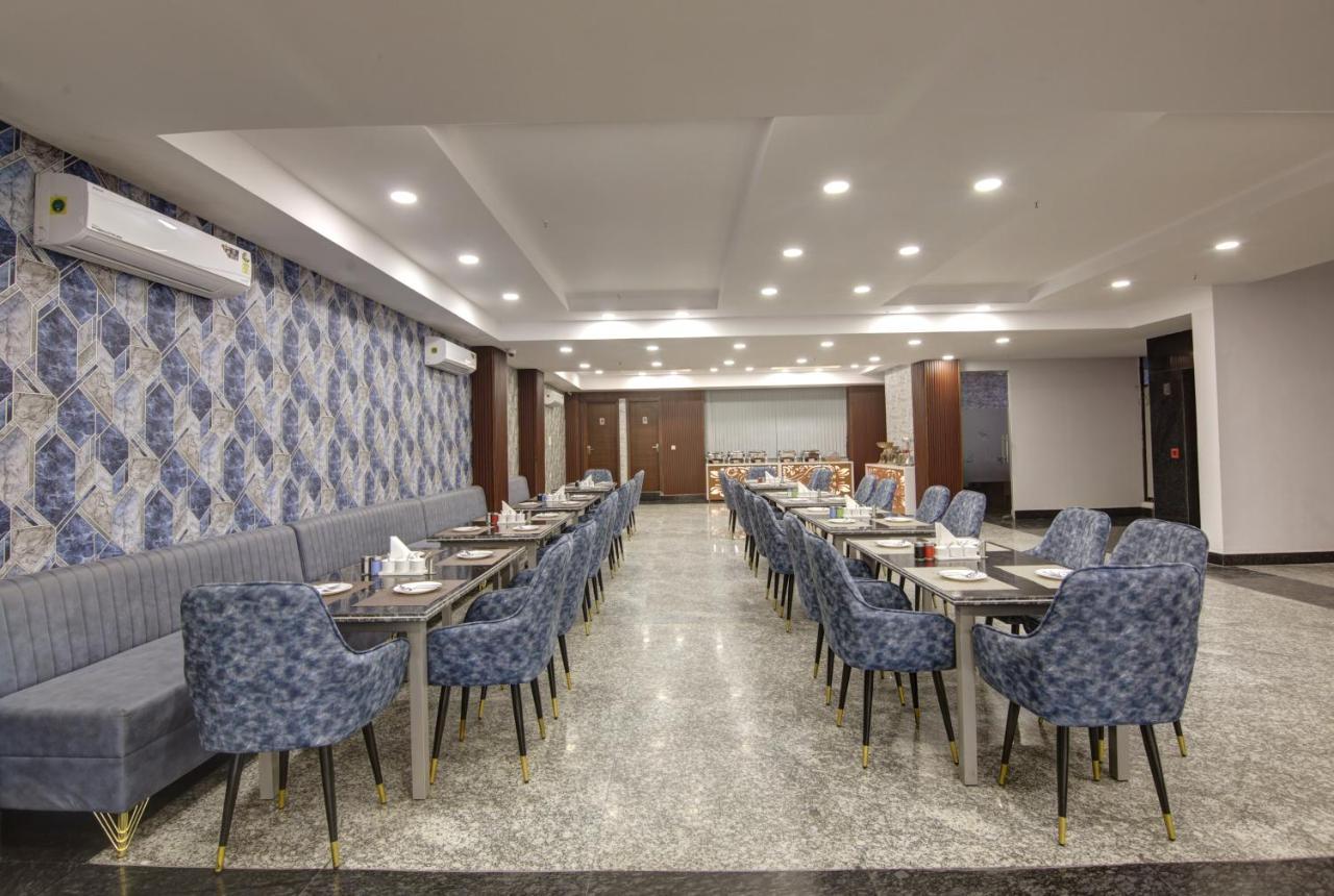 Hotel La Mirage Noida Extérieur photo