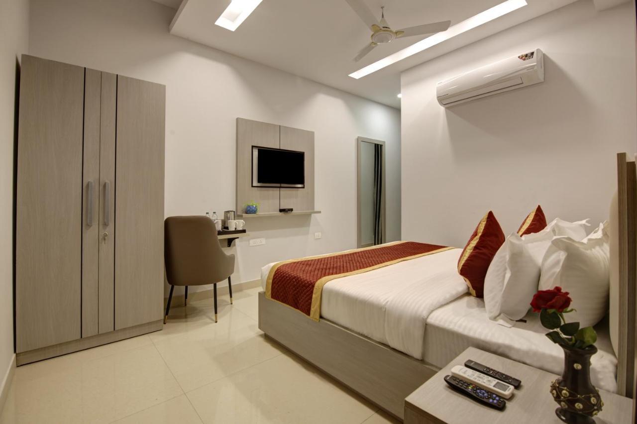 Hotel La Mirage Noida Extérieur photo